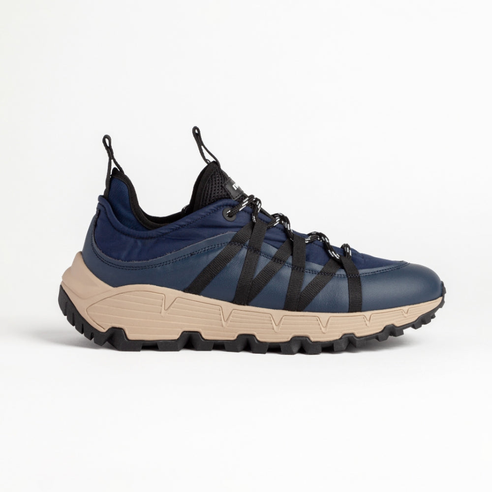 LITH 2641 LOW SNEAKER IN LEATHER AND NAVY REFLECTIVE NYLON