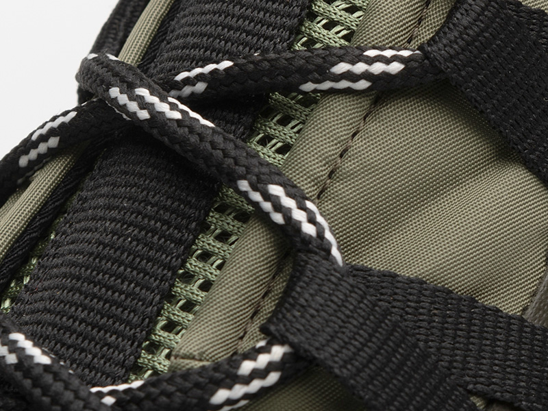 Clover — Noova Lith detail