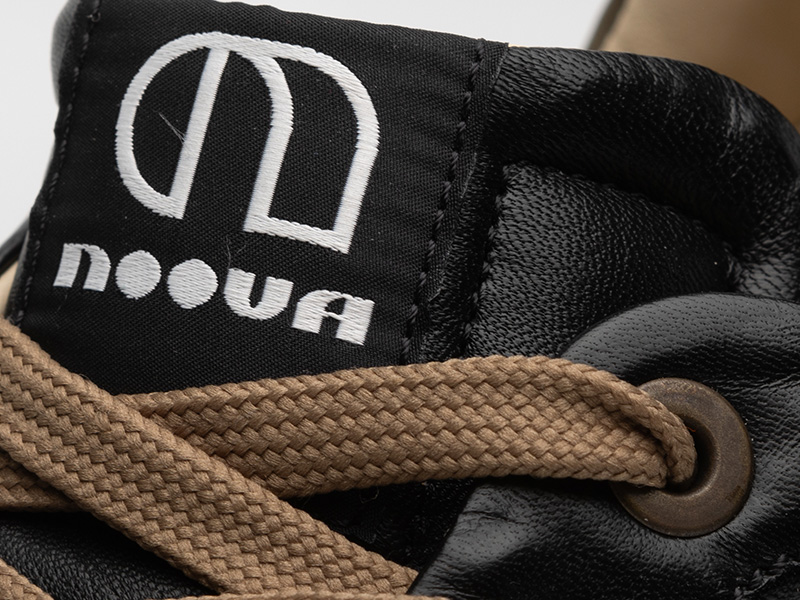 Dark — Noova Batik detail