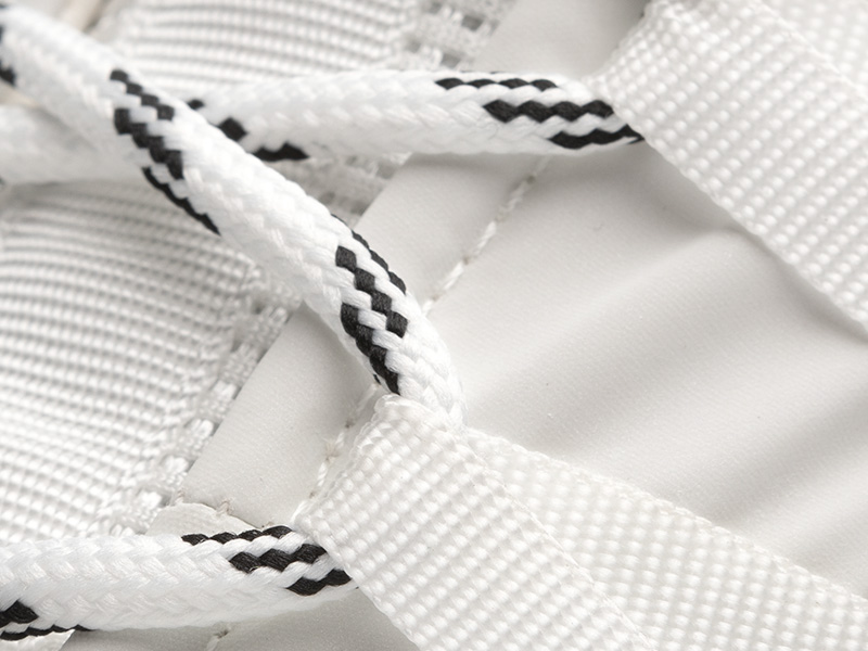 Licorice — Noova Lith detail