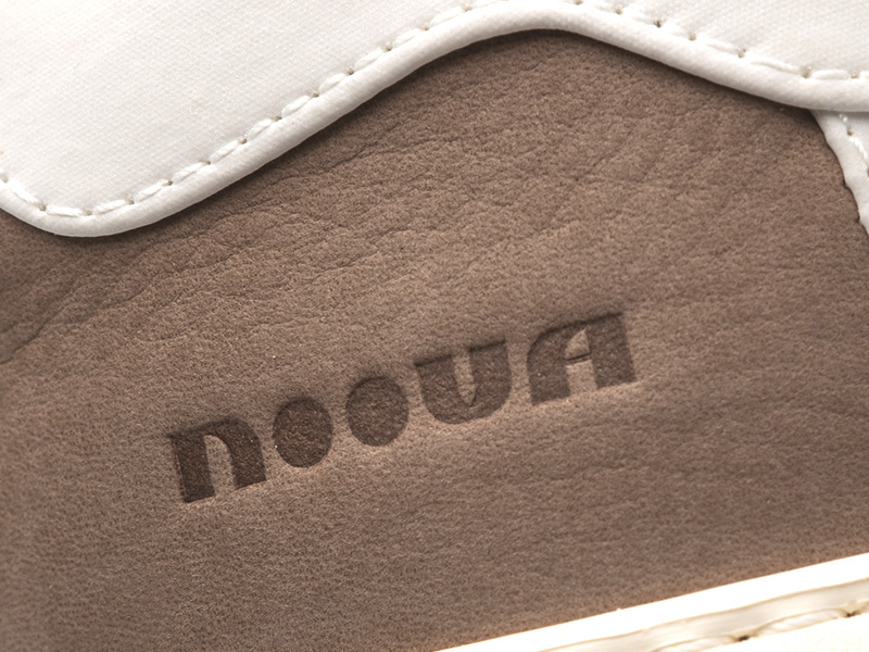Nocciola — Noova Batik detail
