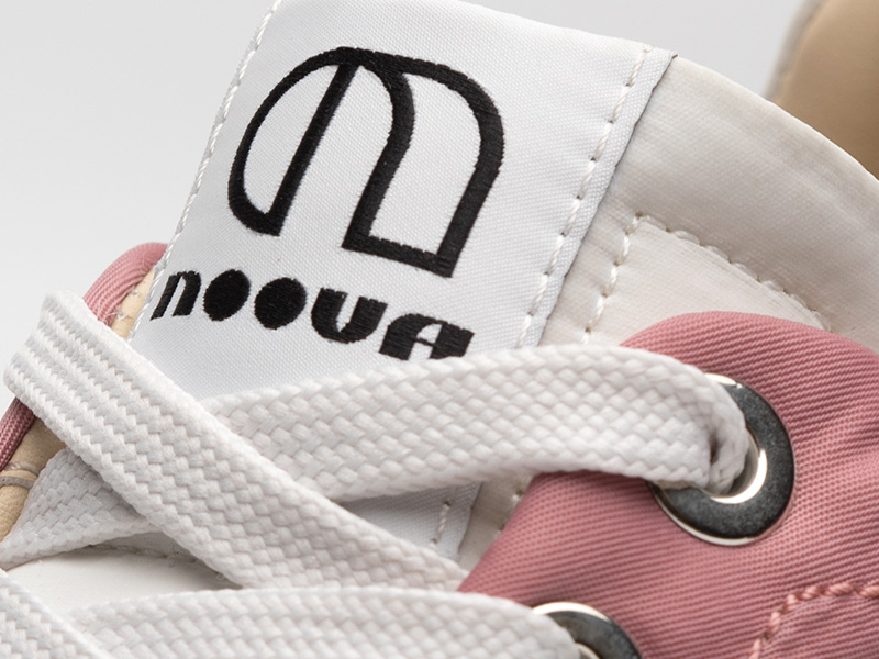 Sakura — Noova Bast detail
