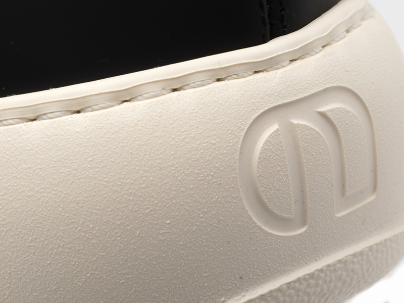Stealth — Noova Gost detail