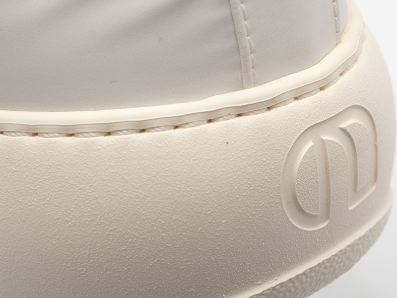 Tundra — Noova Bast detail